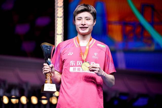 九游娱乐-石宇奇强势回归世界第一，国羽领跑男单、女双、混双